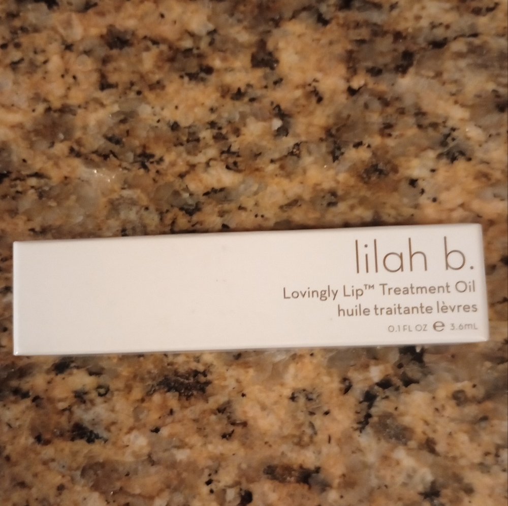 2x30 Lilah B. Lovingly Lip Tinted Lip Oil in B. Sincere, Full Size